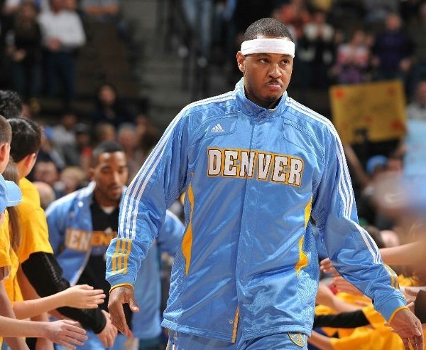 有的去品尝 有的去品尝