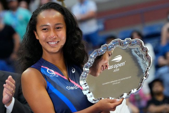 王楚钦／林诗栋3-0战胜对手 晋级男双8强央视新闻客户端.